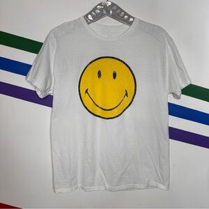 Smiley originals big smile tshirt size large